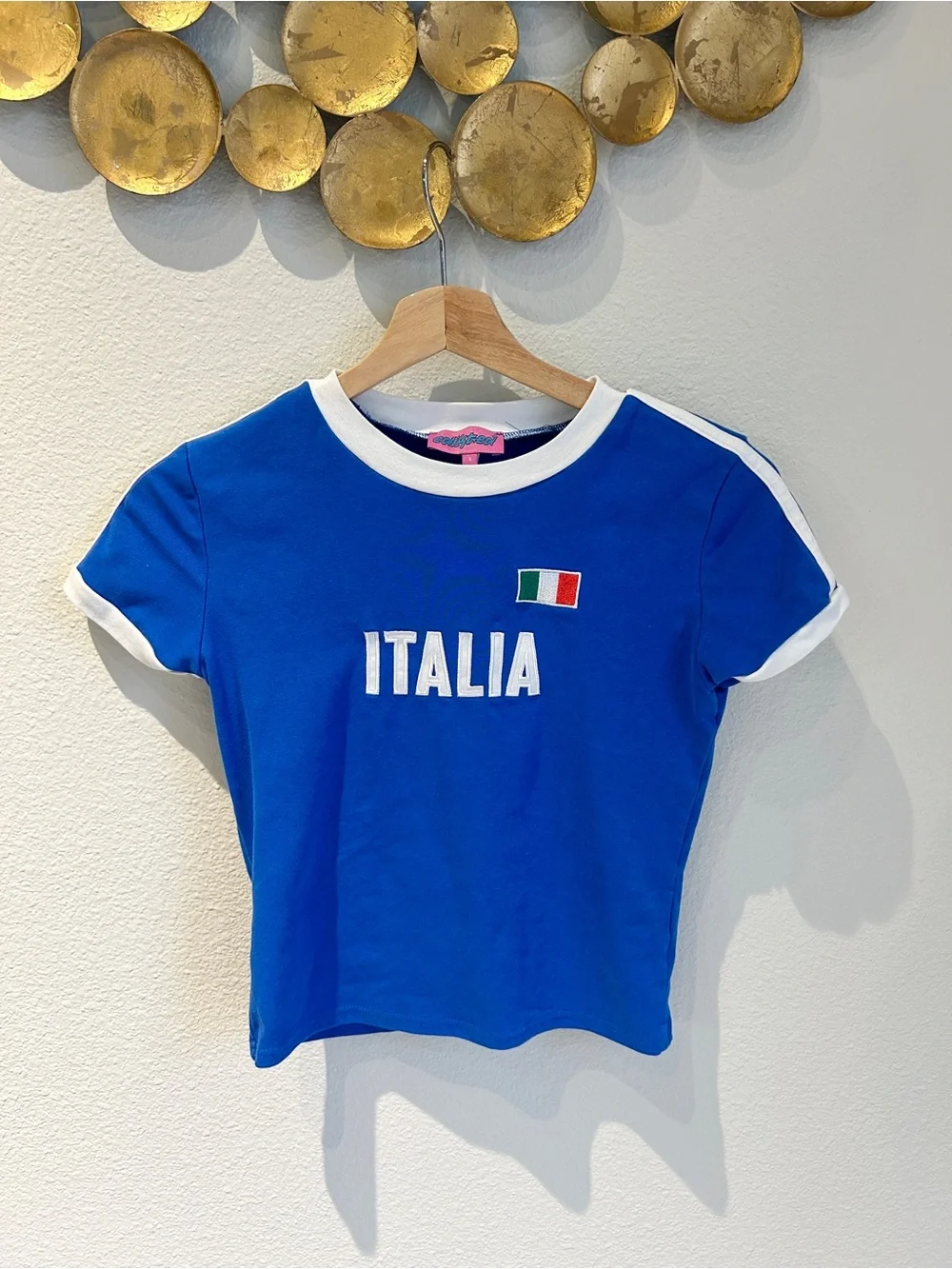 Edikted Blue Italia baby tee